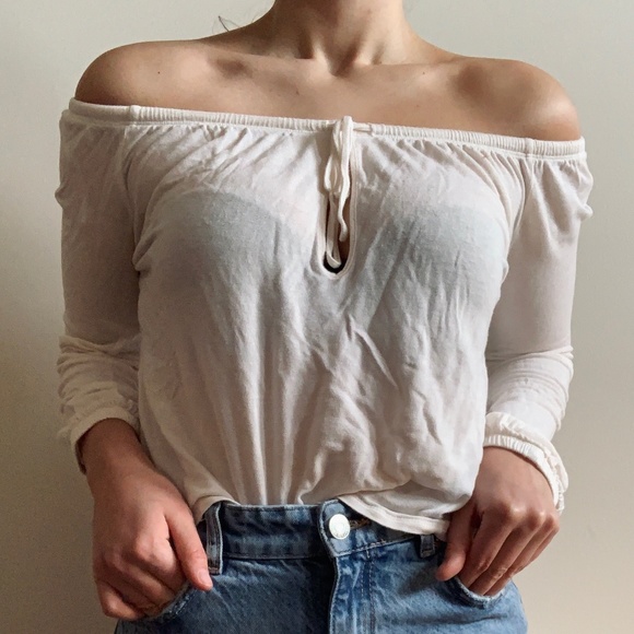 ECOTE off the shoulder top - Picture 6 of 7